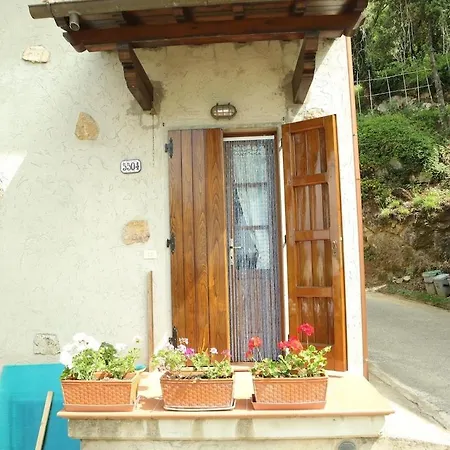 בית נופש Casa Linda A Window On The Sea רומא